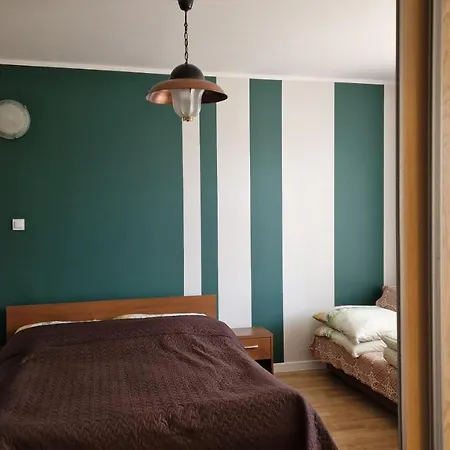 - Roza Wiatrow 2 アパート